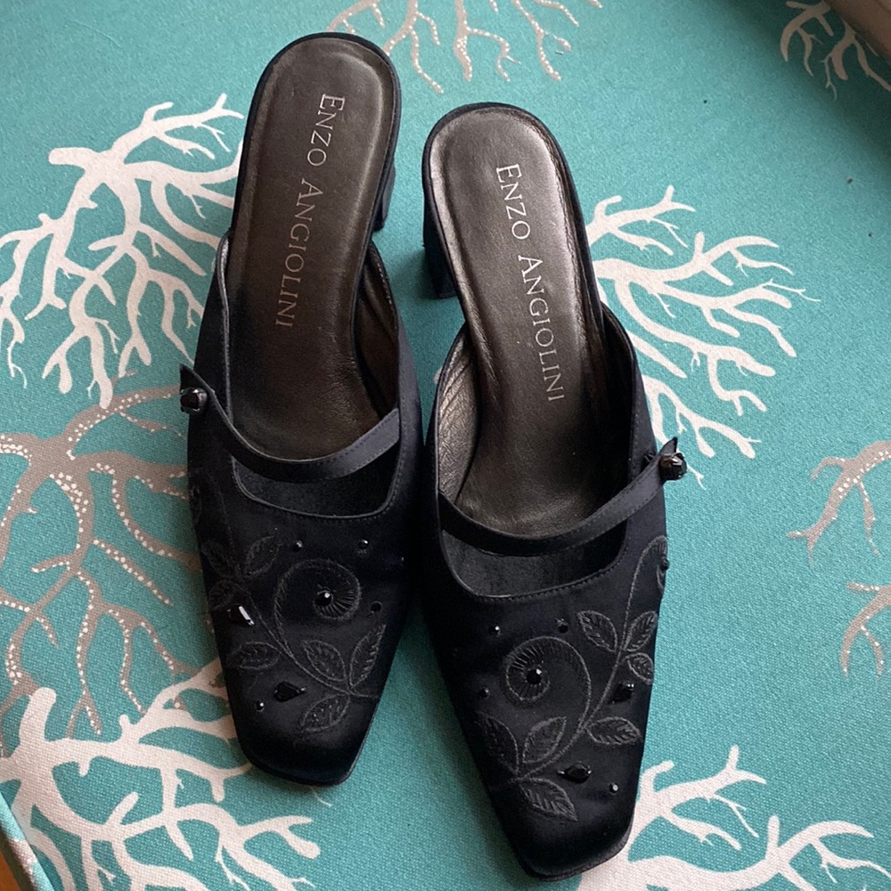 Cute Enzo Angiolini Jeweled Slides